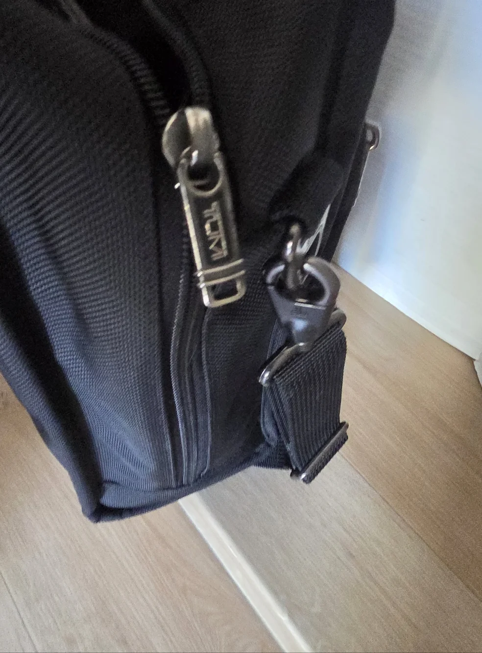 TUMI Men's Business & Travel Black Breifcase -26150D4.